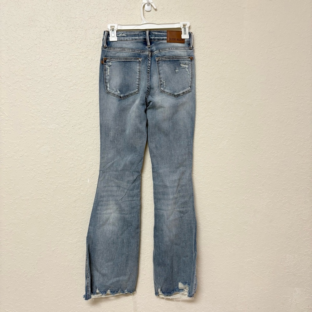 NWT Judy Blue Women's Mid Rise Blue Flare Denim Jeans Tummy Control Size 1/25 - Picture 4 of 7